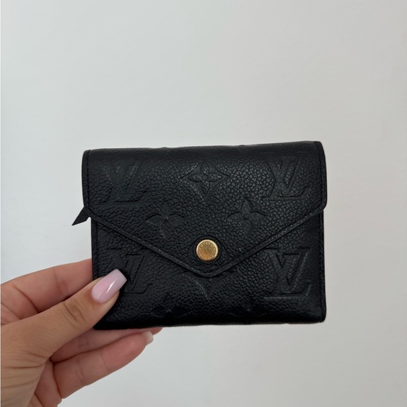 Louis Vuitton monogram Leather Wallet - Picture 1 of 8